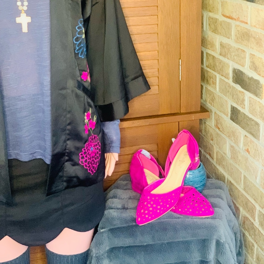 🆑 Fuchsia Faux Suede D’Orsay Low Heeled Pumps NIB - Picture 9 of 10